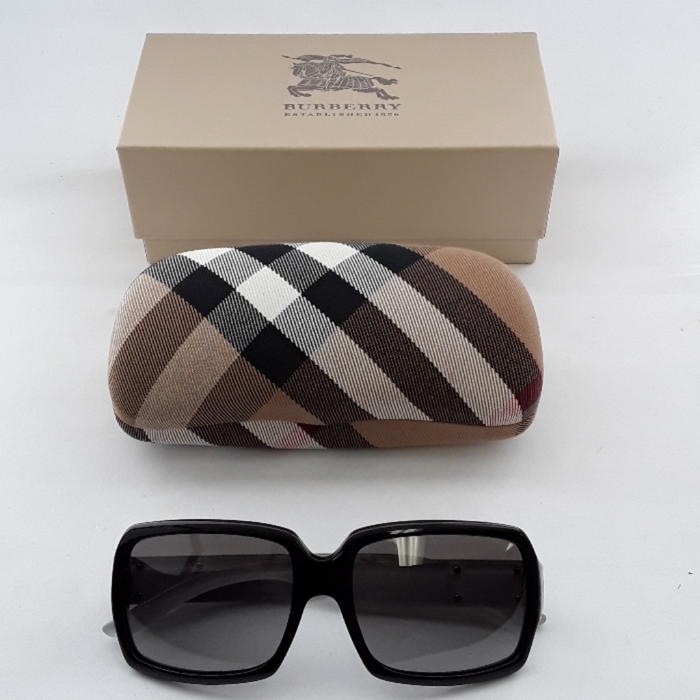 NIB Burberry B4076 3167/11 56-16 Sunglasses